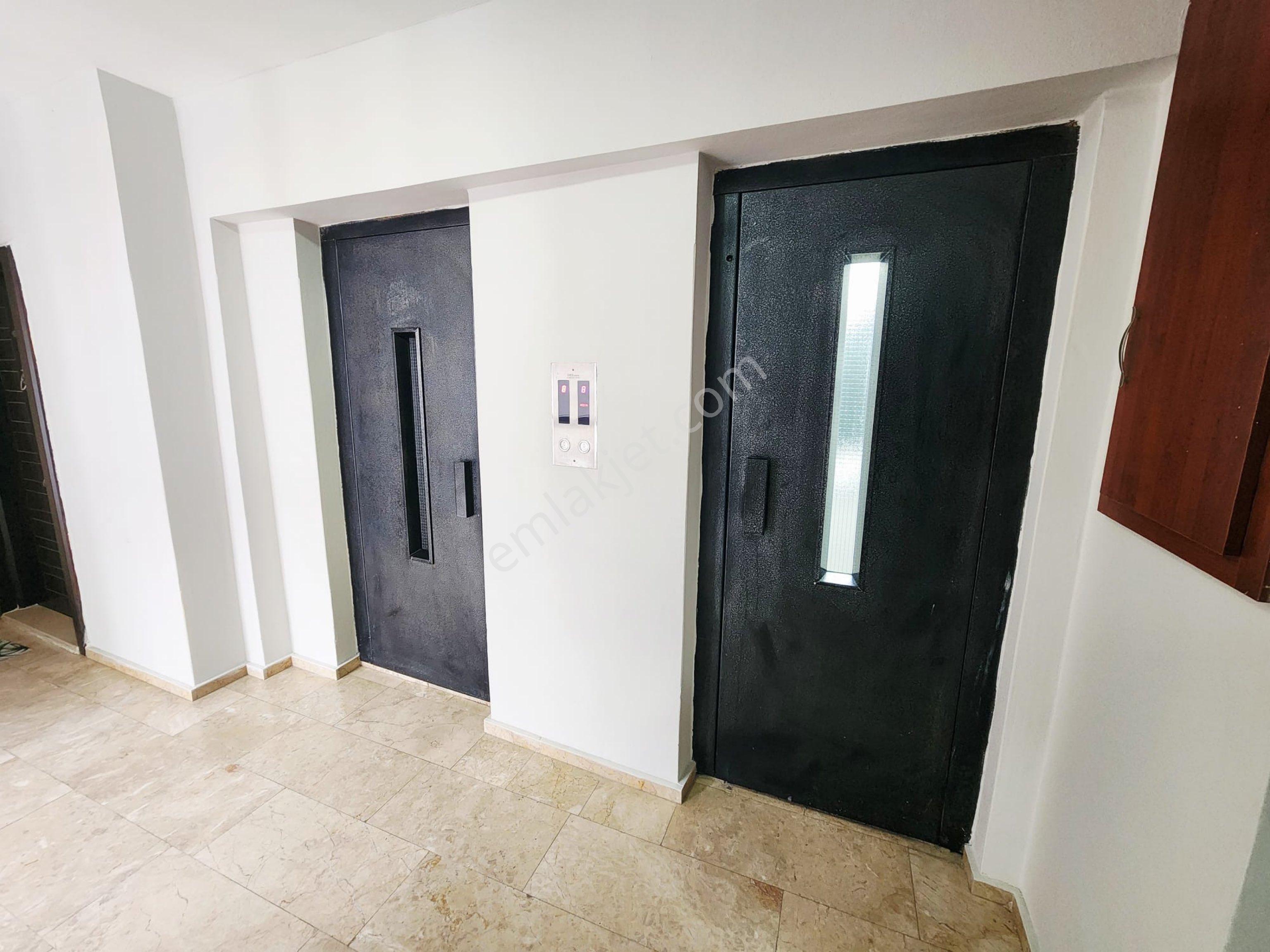 Furkan Emlaktan Atakum Mevlana Mah 3+1 145m2 8.kat 3 Balkonlu Site İçerisinde Fırsat Daire - Görsel 20