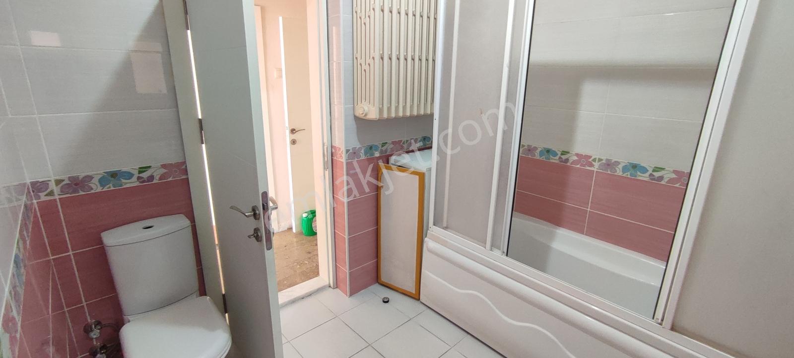 Şehreküstü Metroya Yakın, Fomara'da Geniş Ve Ferah Kiralık 3+1 - Görsel 28