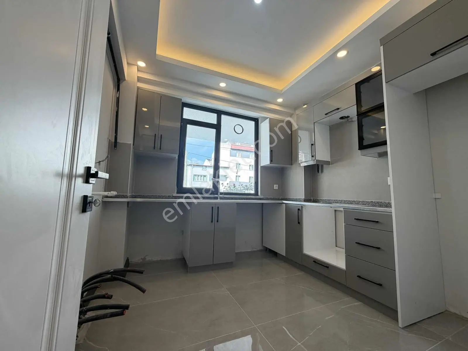 Onay'dan Kapaklıda 1+1 Kapalı Mutfaklı Bahçe Katı Sıfır Daire - Görsel 4
