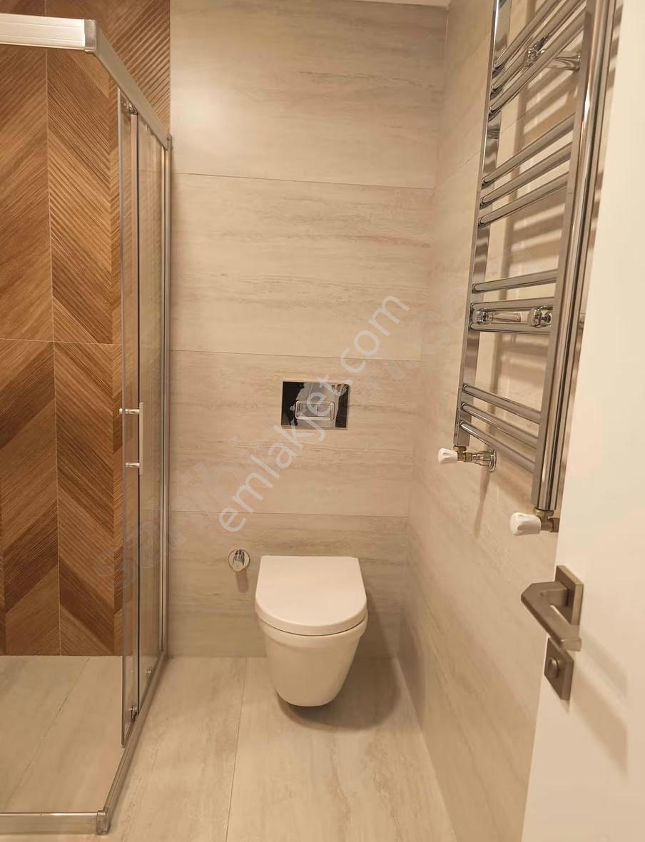 Bostancıda Güvenlikli Ve Havuzlu Sitede 2+1 Satılık Daire - Görsel 8
