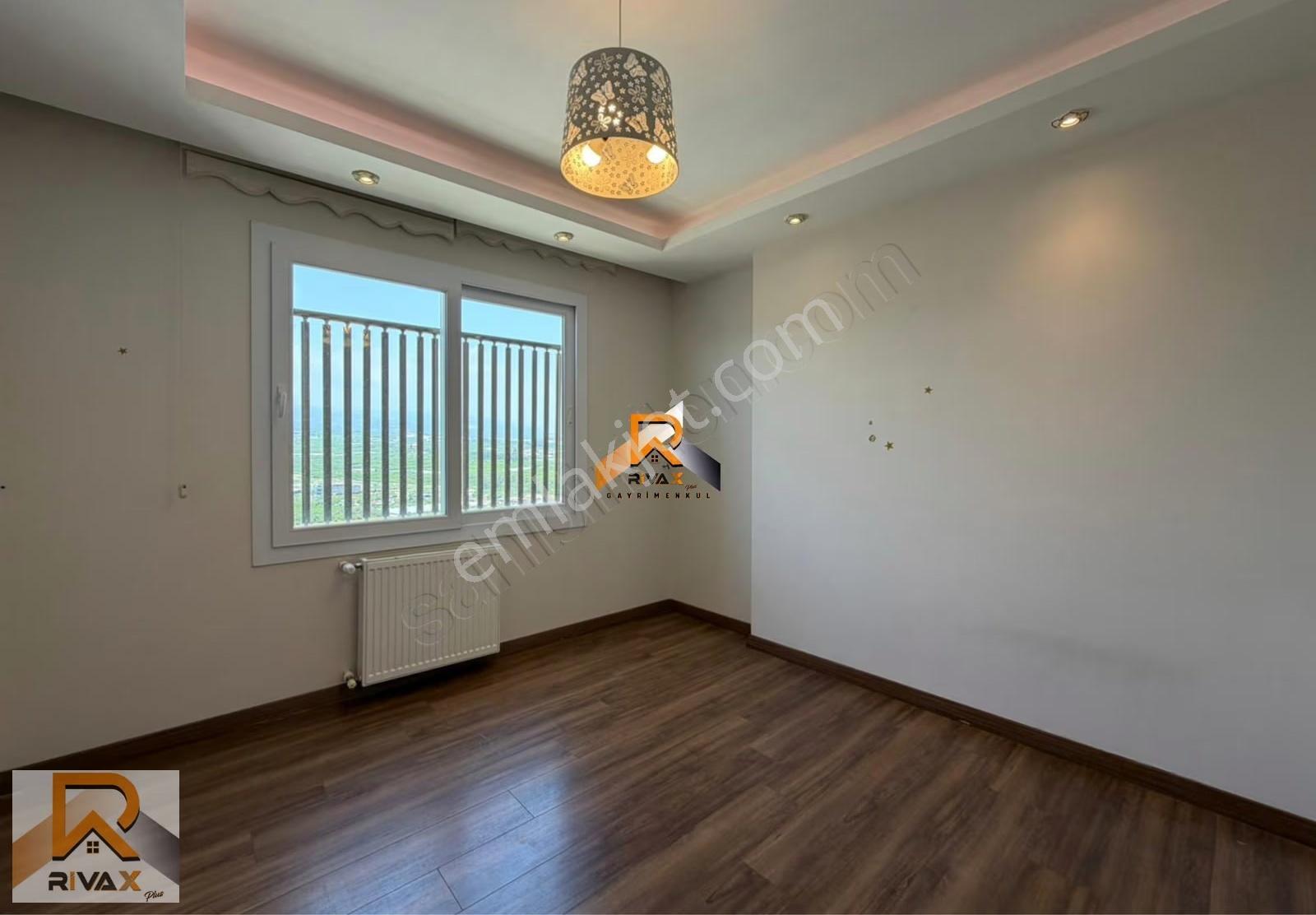 Rivax'tan Manzarasıyla Ön Planda Geniş Oturum Modern Mimari 4+1 - Görsel 8