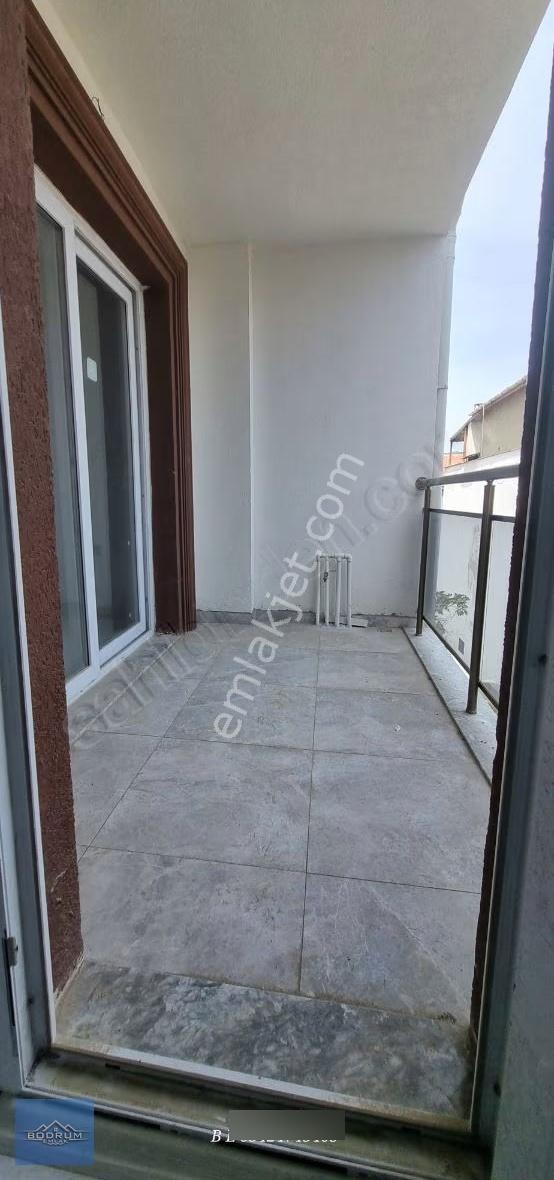 Milas Merkez Salı Pazarına Yakın 4+1 Kapalı Otoparklı - Görsel 2