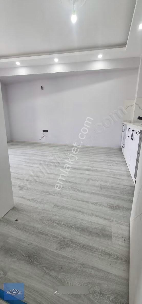Milas Merkez Salı Pazarına Yakın 4+1 Kapalı Otoparklı - Görsel 8