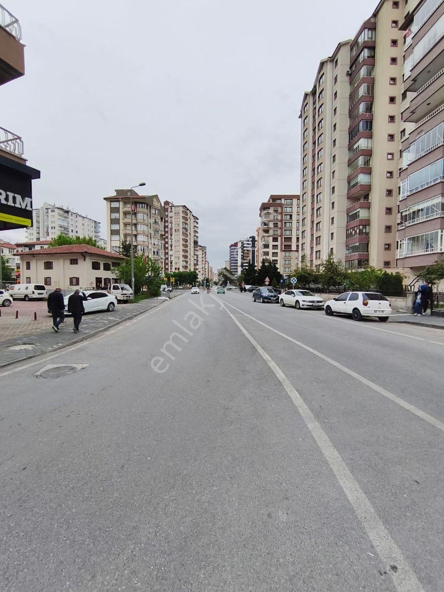 Şehrin Merkezi Gültepede Kiralık 3+1 Daire - Görsel 10