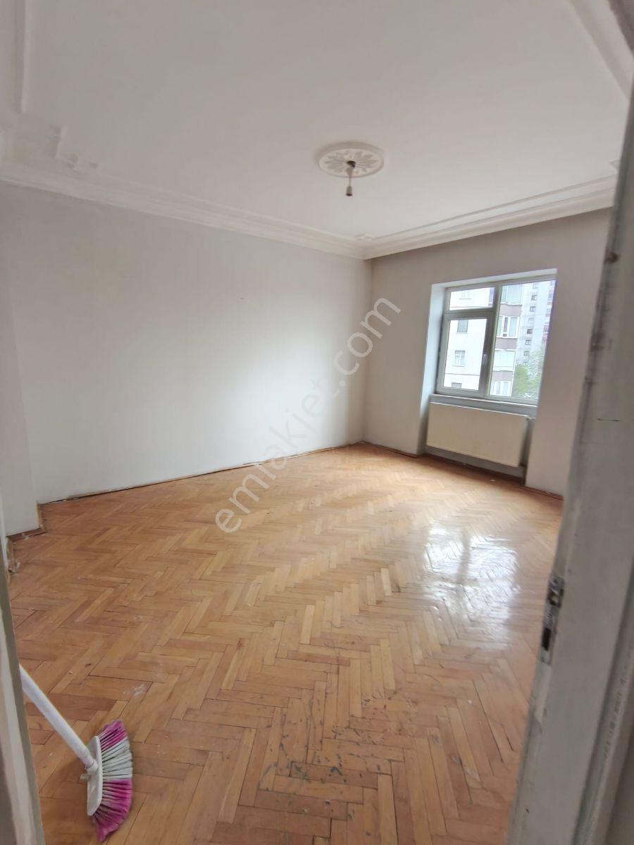 Şehrin Merkezi Gültepede Kiralık 3+1 Daire - Görsel 16