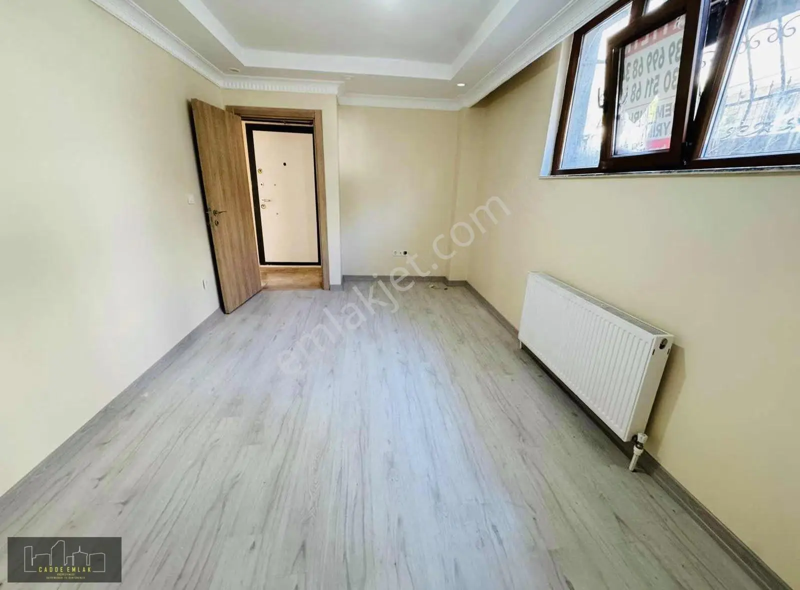 Cadde Emlak Cumhuriyet Mah 1+1 Ayrı Mutfaklı Süper Bahçe Kat - Görsel 5