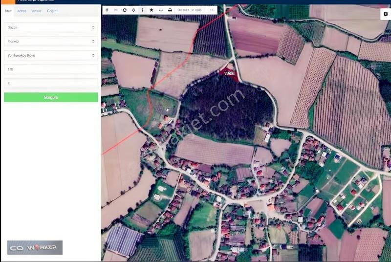 Düzce Yenikaraköyde Çift Yola Cepheli 860 M²