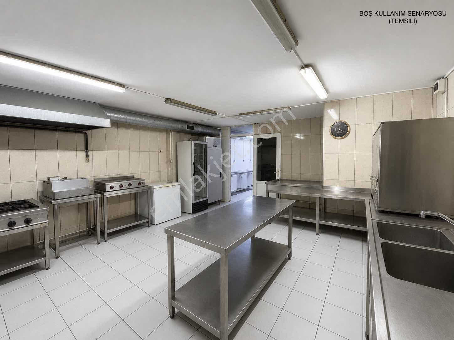 Çekmeköy Mimar Sinan Caddesi Üzeri 2 Kat + Bodrumlu 213m² Dükkan - Görsel 8