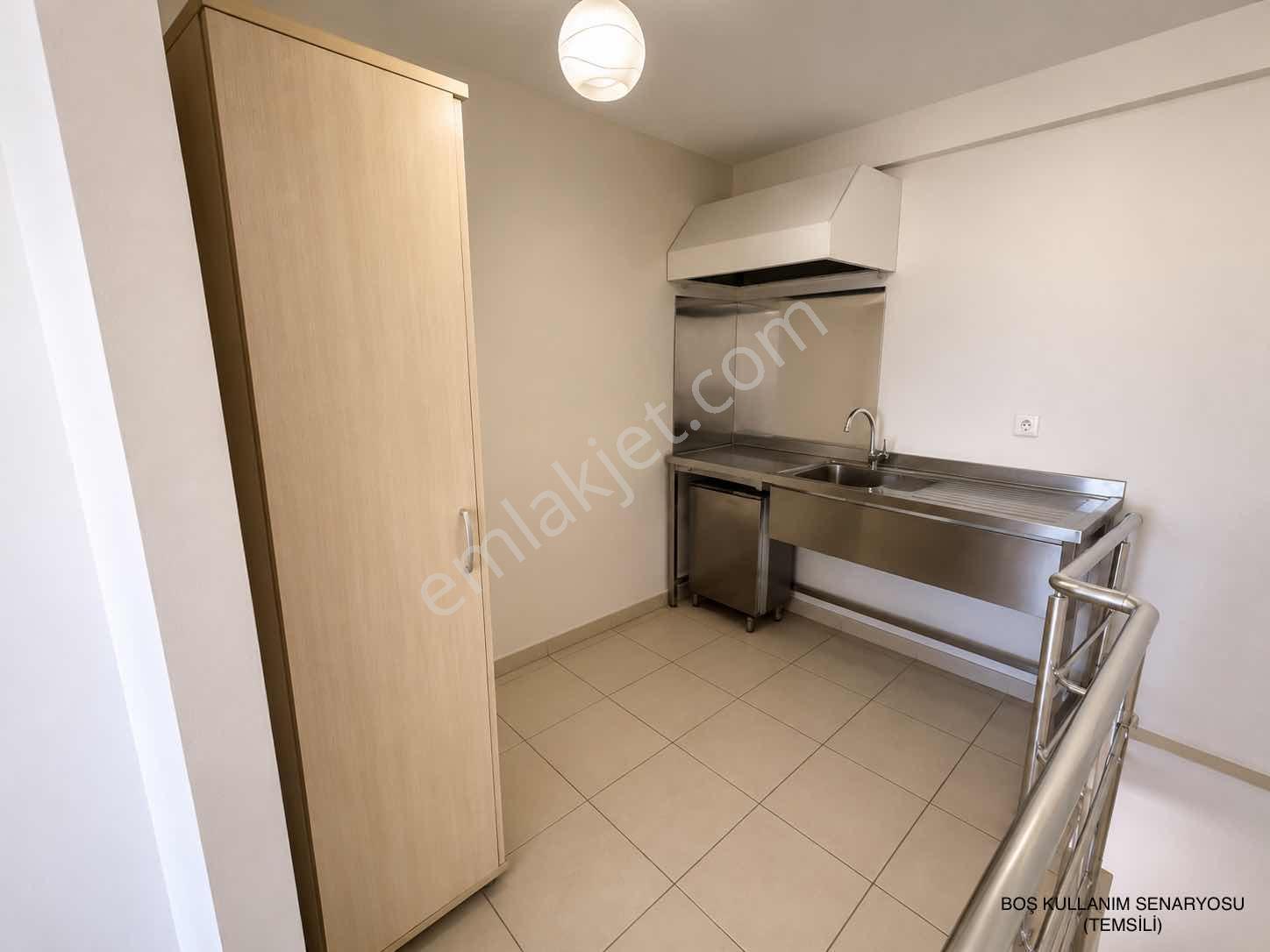 Çekmeköy Mimar Sinan Caddesi Üzeri 2 Kat + Bodrumlu 213m² Dükkan - Görsel 4