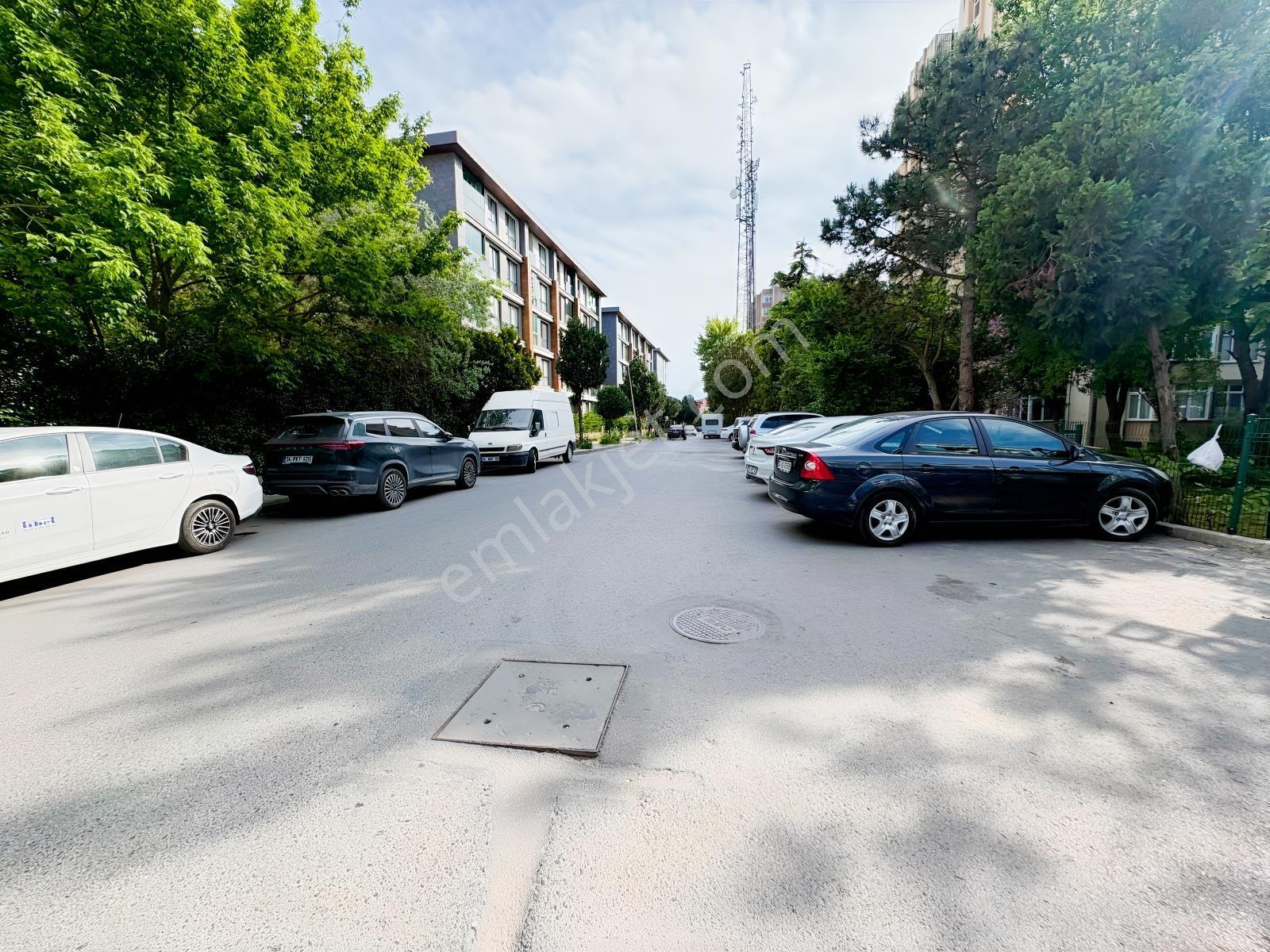 Mimaroba Dolunay Sitesi'nde Havuzlu Site İçinde Ferah Daire - Görsel 19