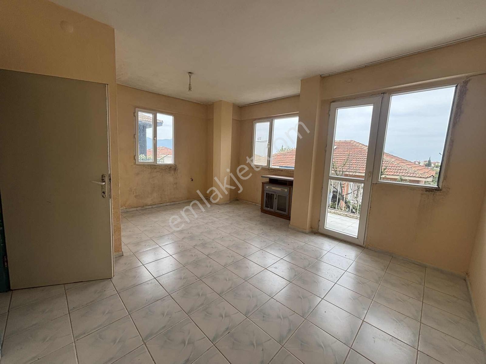 Kuşadası Soğucak Mahallesi'nde Satılık Villa - Görsel 15