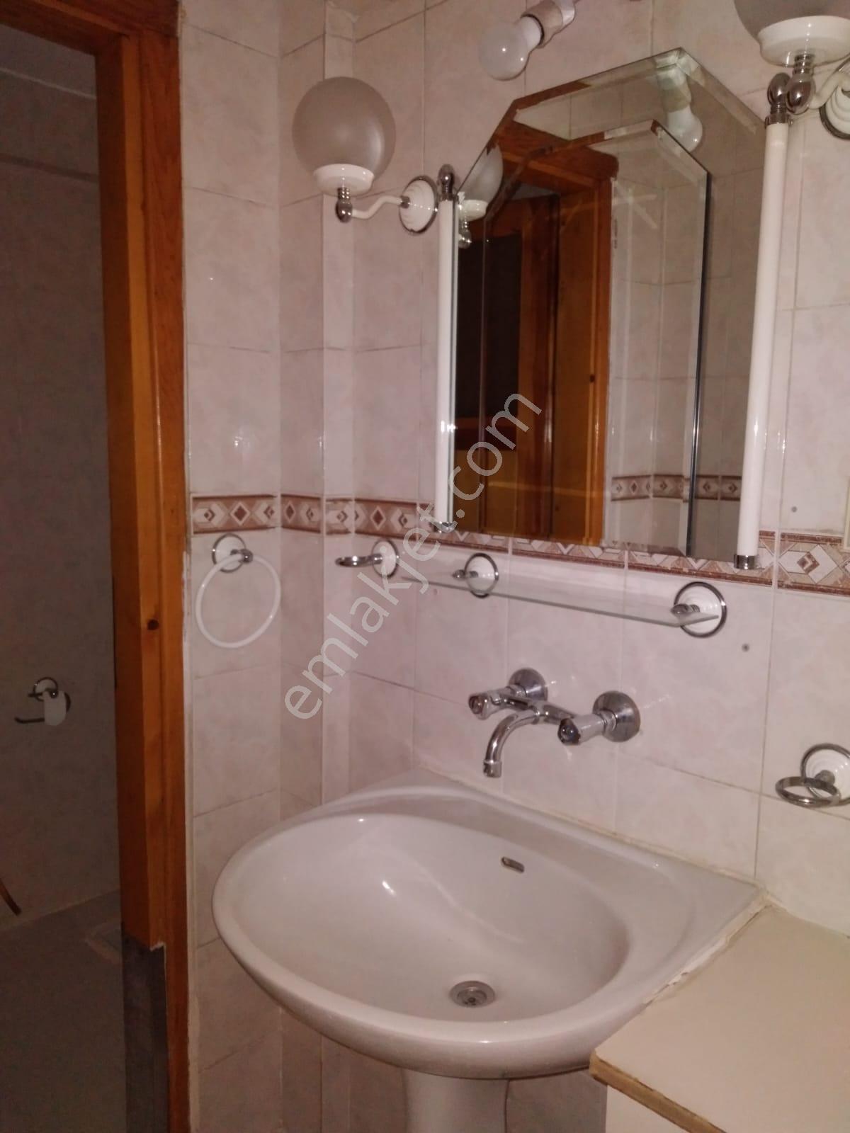Ender Uysal Gayrimenkulden Kınıklı Da Foruma 1 Dakika Kiralık Asansörlü Arakat Daire.... - Görsel 13