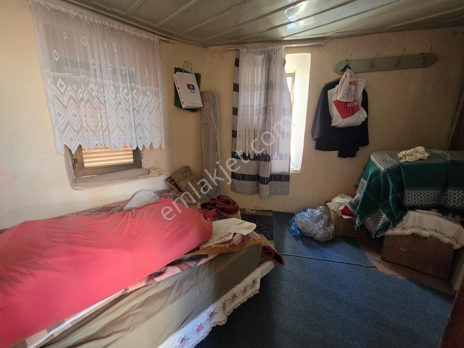 Pera Gayrimenkul'den Ayvalık Fethiye'de Satılık Müstakil Ev - Görsel 37