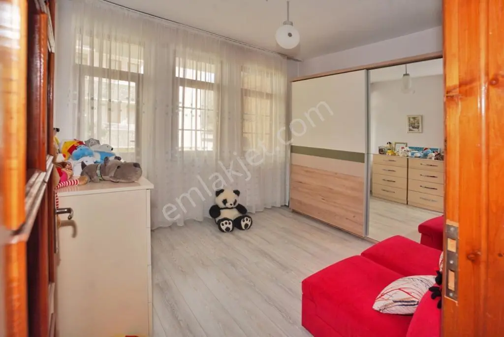 Vizyon Emlak'tan Kiralık 4+1 Daire - Görsel 17