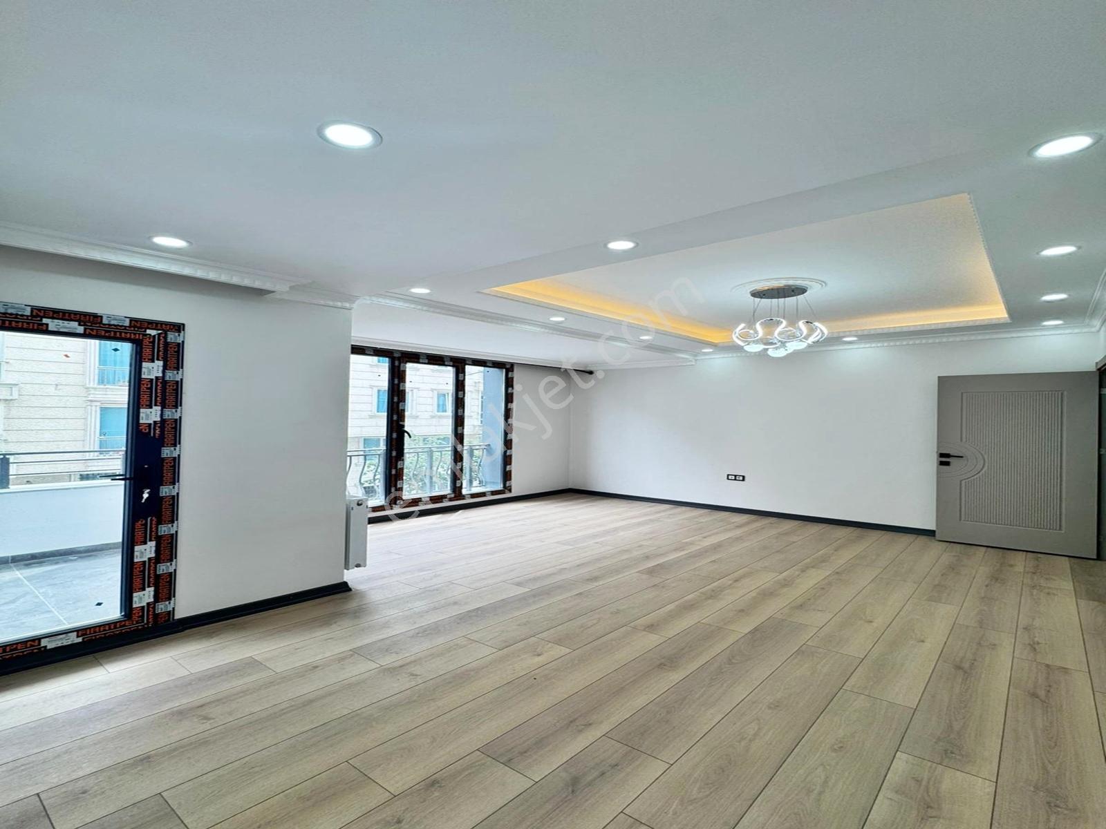 Marmara Park Avm 10 Dk Metrobüse Yakın Lüks Dekorlu 2+1 - Görsel 13