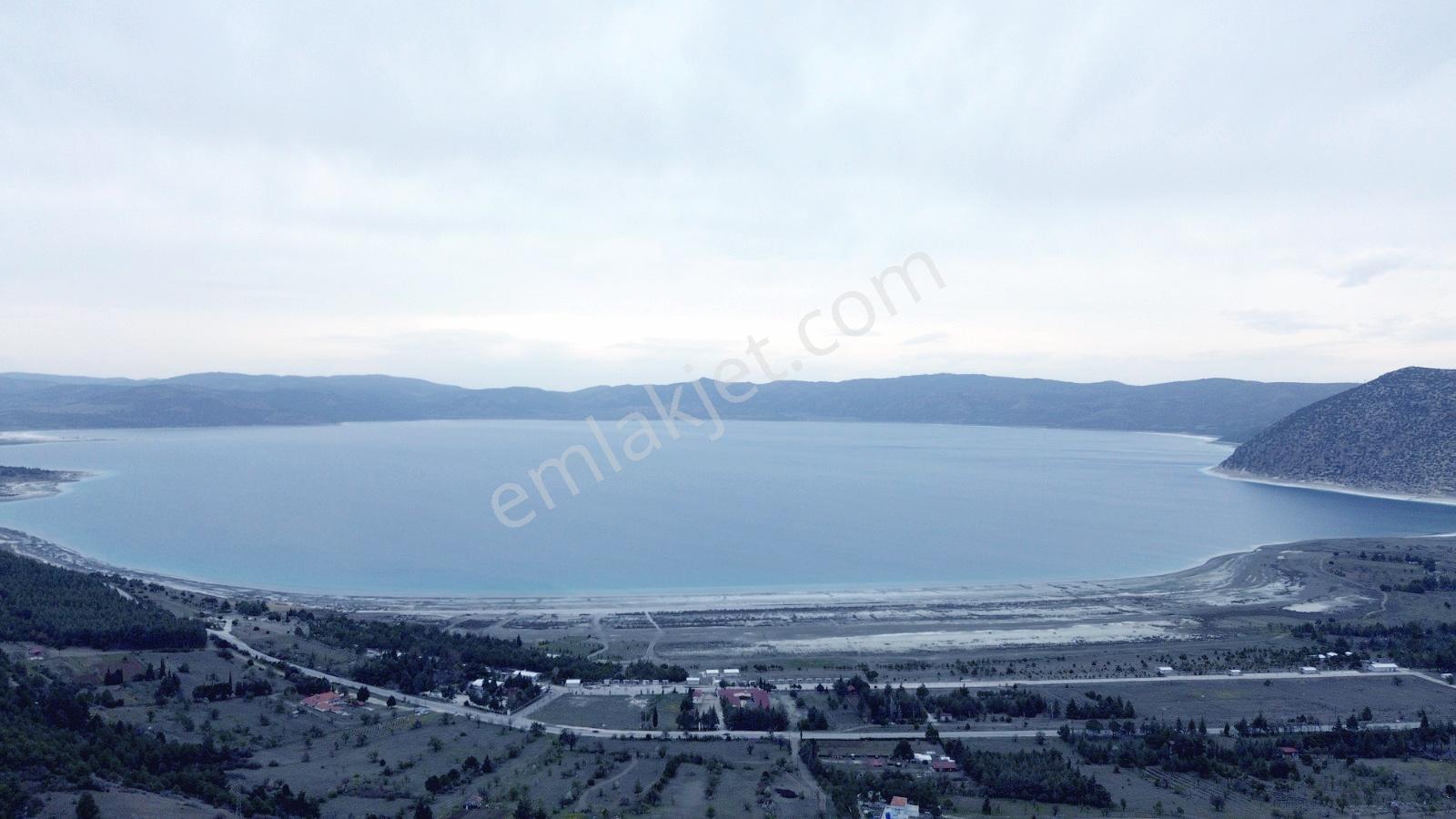 Salda Gölü Manzaralı Yol Sorunu Olmayan Satılık Fırsat Arazi - Görsel 21