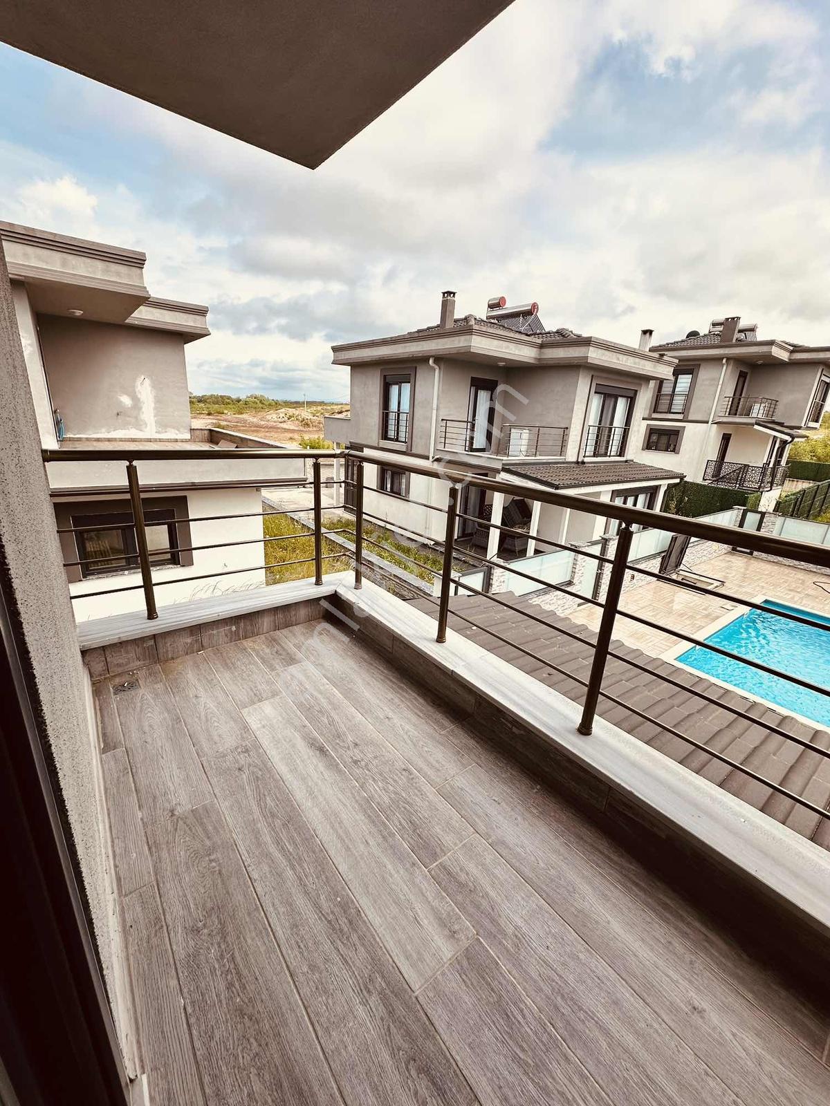 Remax Hür Halil Öztürk Kaynarca Başoğlu'nda Satılık Villa - Görsel 6