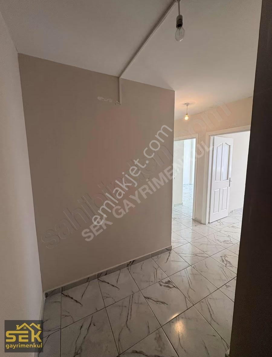 Antalya Serik İşler Caddesi Nur Pastanesi Üzeri Satılık 2+0 Ofis - Görsel 4