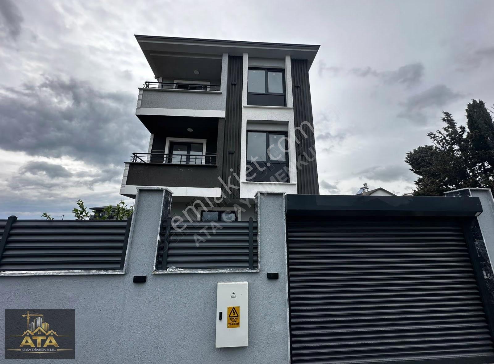 Satılık Villa: 4+1, İskanlı, Merkezi Konumda, Deniz'e Yakın - Görsel 16