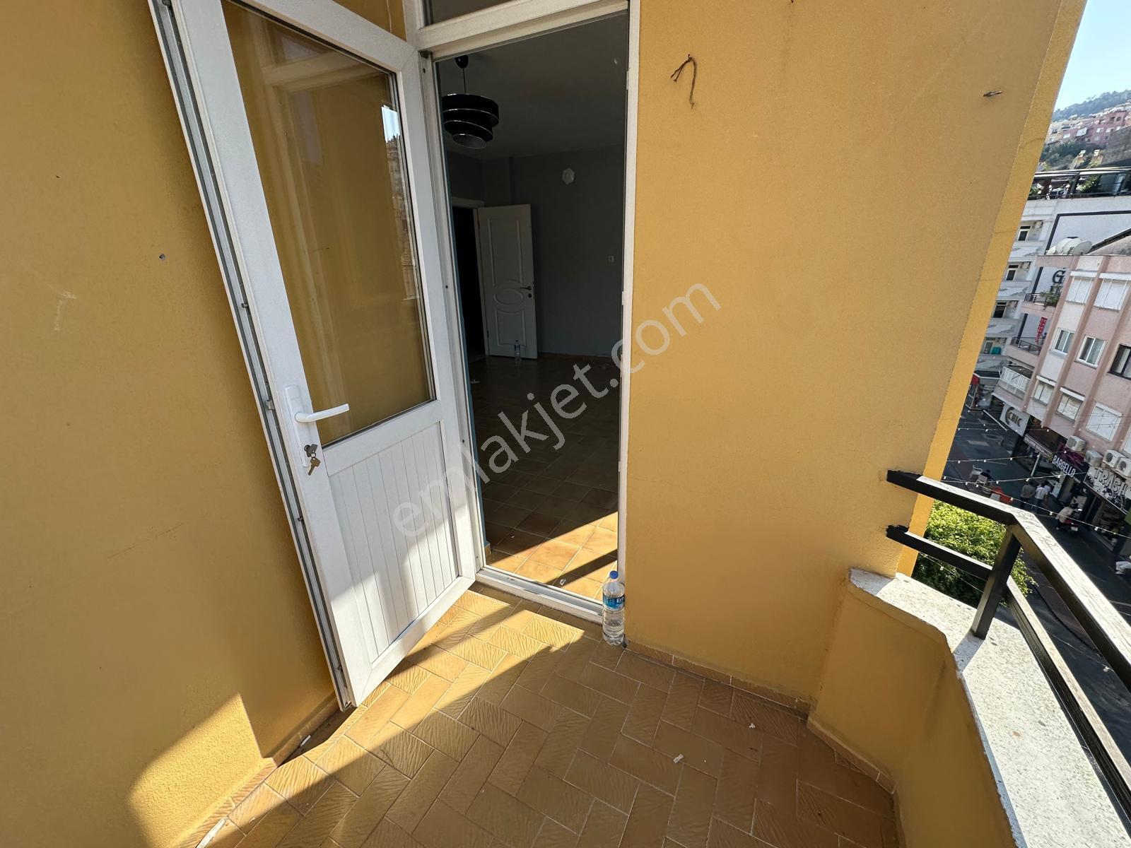 Alanya Şekerhane Mah.iskele Caddesi Kiralık 2+1 Daire - Görsel 22