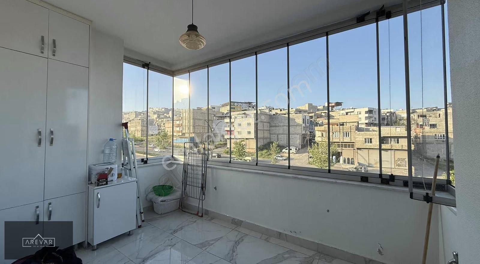 Güneykent Mah. 1. Kat Ana Cadde Üstü Yerden Isıtma 2.5+1 Daire - Görsel 12