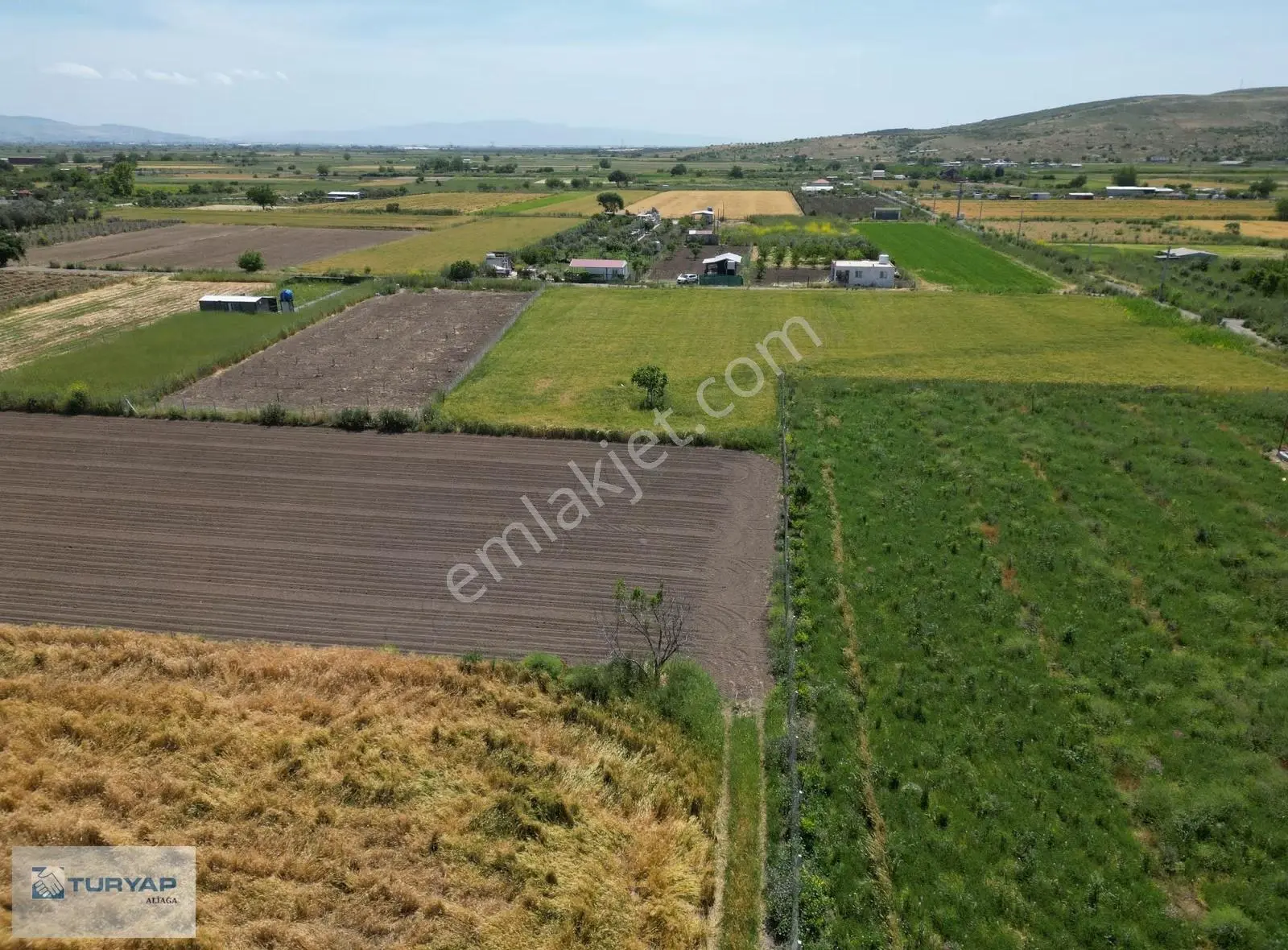 Aliağa Helvacı Satılık 600m2 Fırsat Tarla