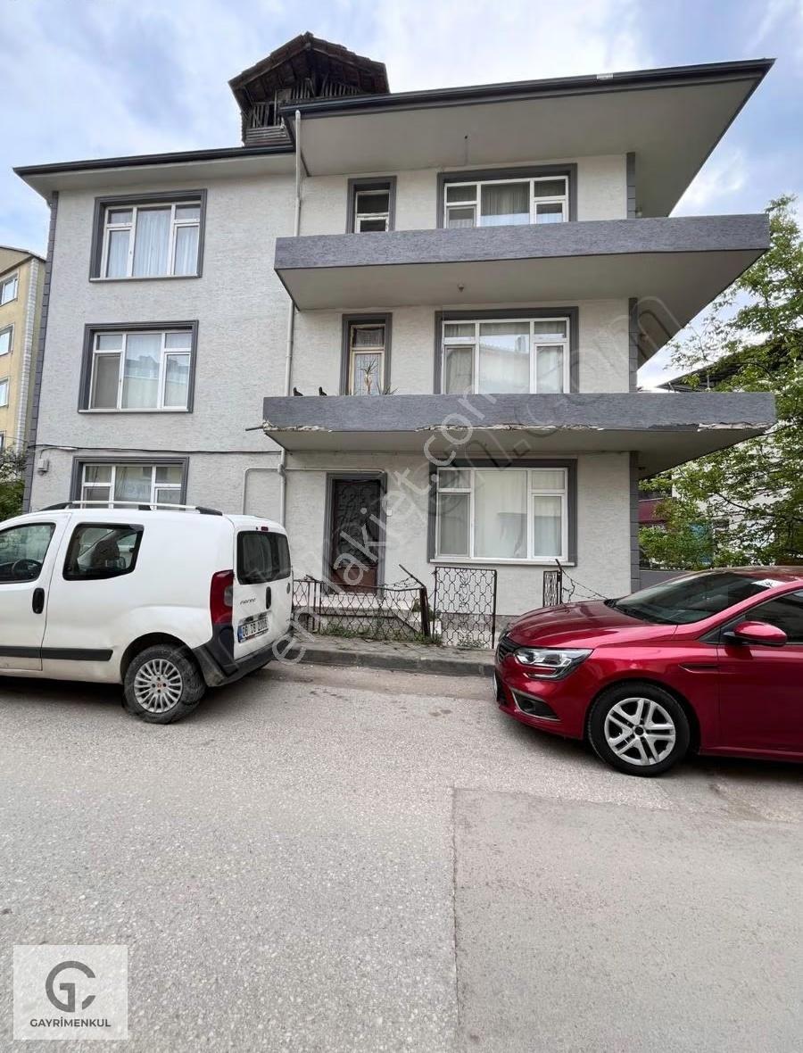 G.c.gayrimenkulden Gölcük Te Kıralık Ofıs