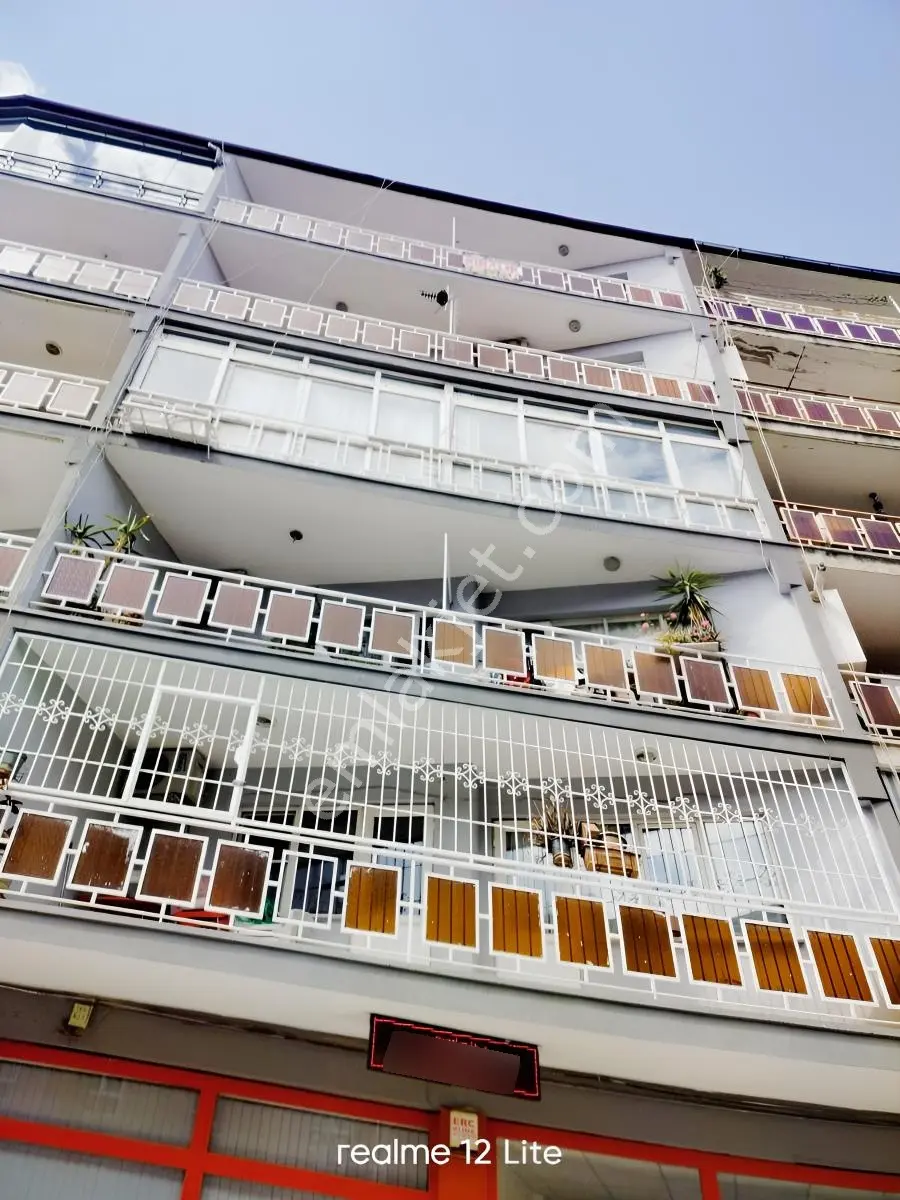 Asansörlü, Bulvara 2 Dk Yürüme Mesafesinde,önü Açık,ferah Daire! - Görsel 2