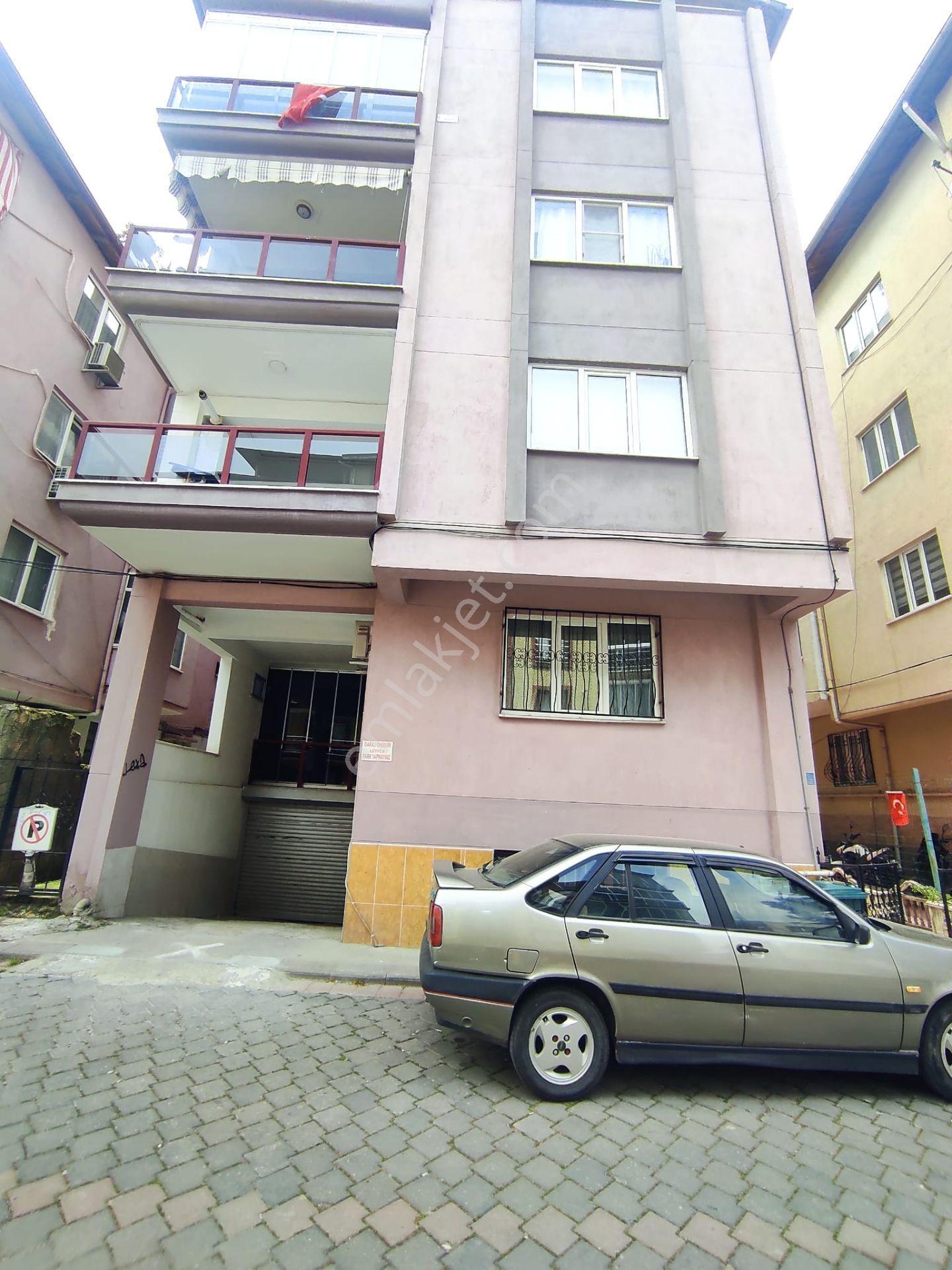 Kuşpınar Mahallesinde Yüksek Zemin Kat Ebeveyn Banyolu Cam Balkonlu Yüklüklü 3+1/165 M2 Daire !!! - Görsel 34