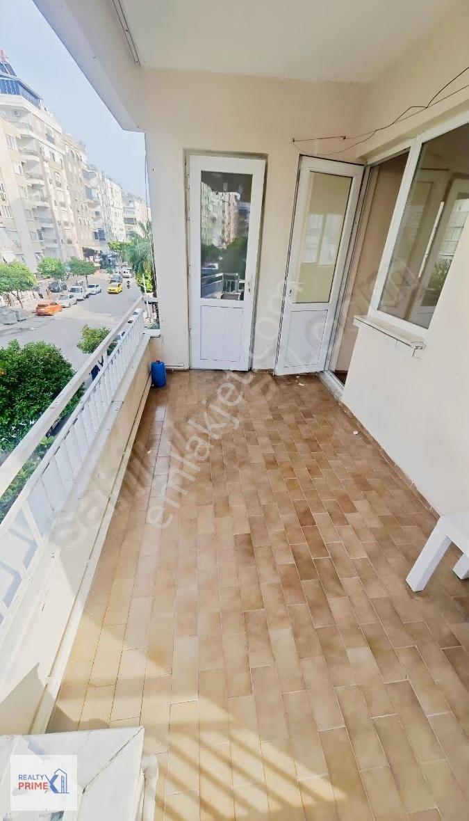 Dokuma Yeşiltepede Rasih Kaplan Caddesi Üzeri Satılık 3+1 Daire - Görsel 13