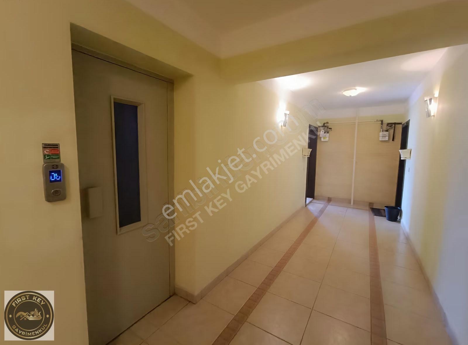 Evka-3'te, Manzaralı Ferah 155m² Net Ebeveyn Banyolu 3+1 Kiralık - Görsel 20