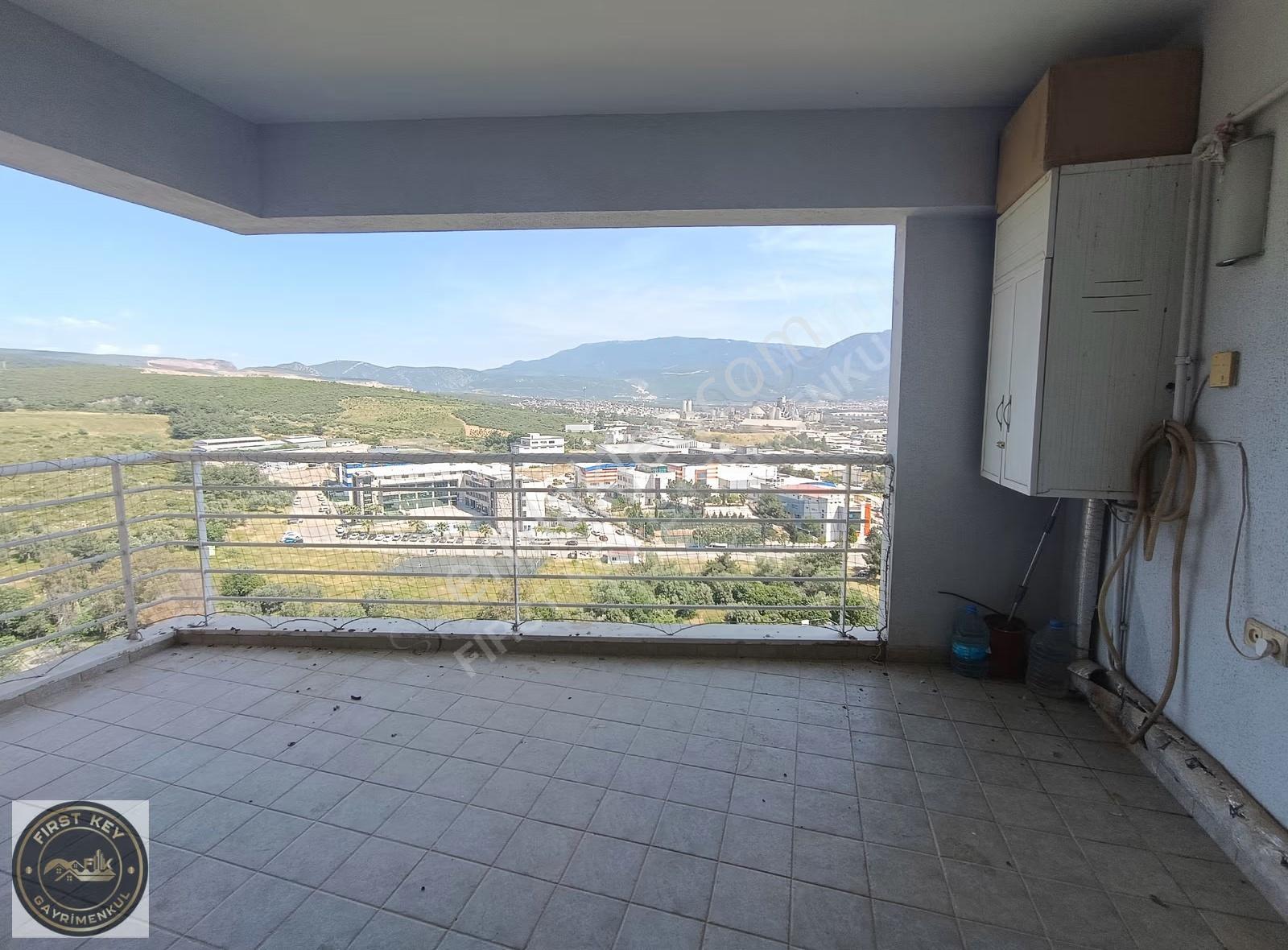 Evka-3'te, Manzaralı Ferah 155m² Net Ebeveyn Banyolu 3+1 Kiralık - Görsel 14
