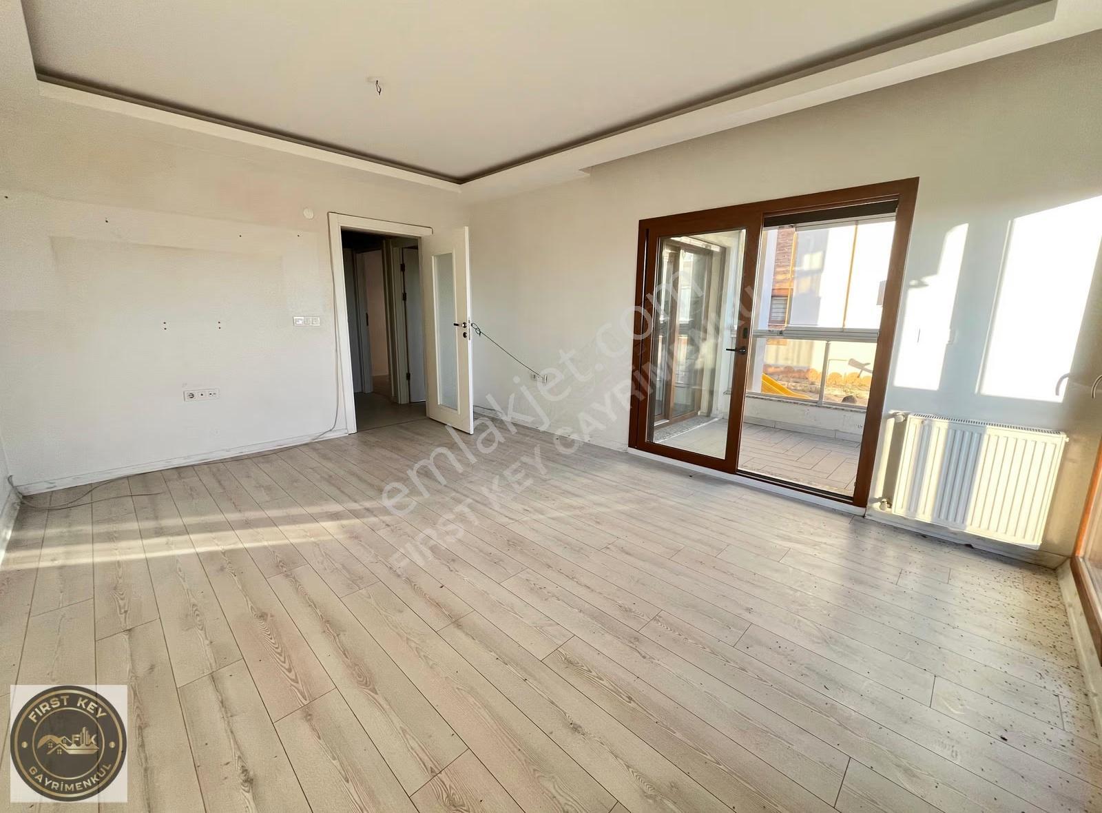 Çiğli Esentepede Havuzlu Sitede 2+1 Ebeveyn Banyolu Satılk Daire - Görsel 28