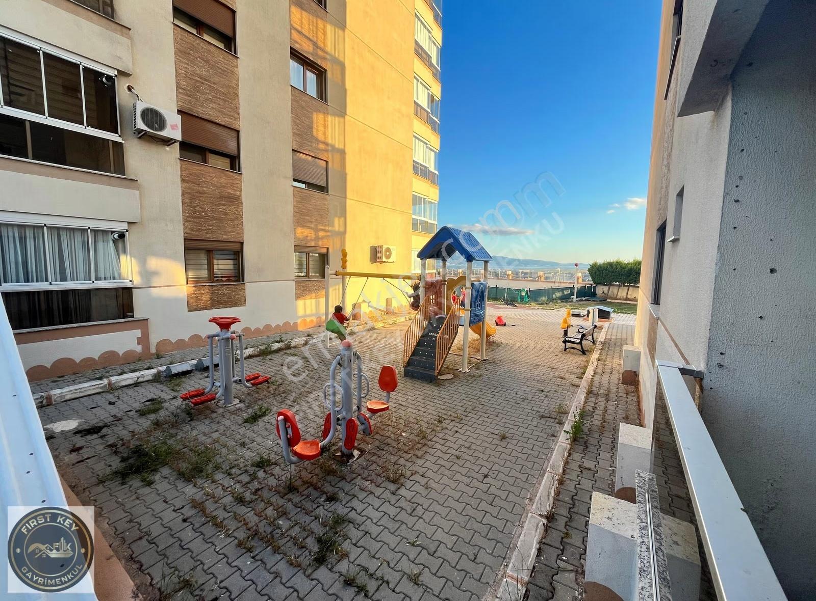 Çiğli Esentepede Havuzlu Sitede 2+1 Ebeveyn Banyolu Satılk Daire - Görsel 27
