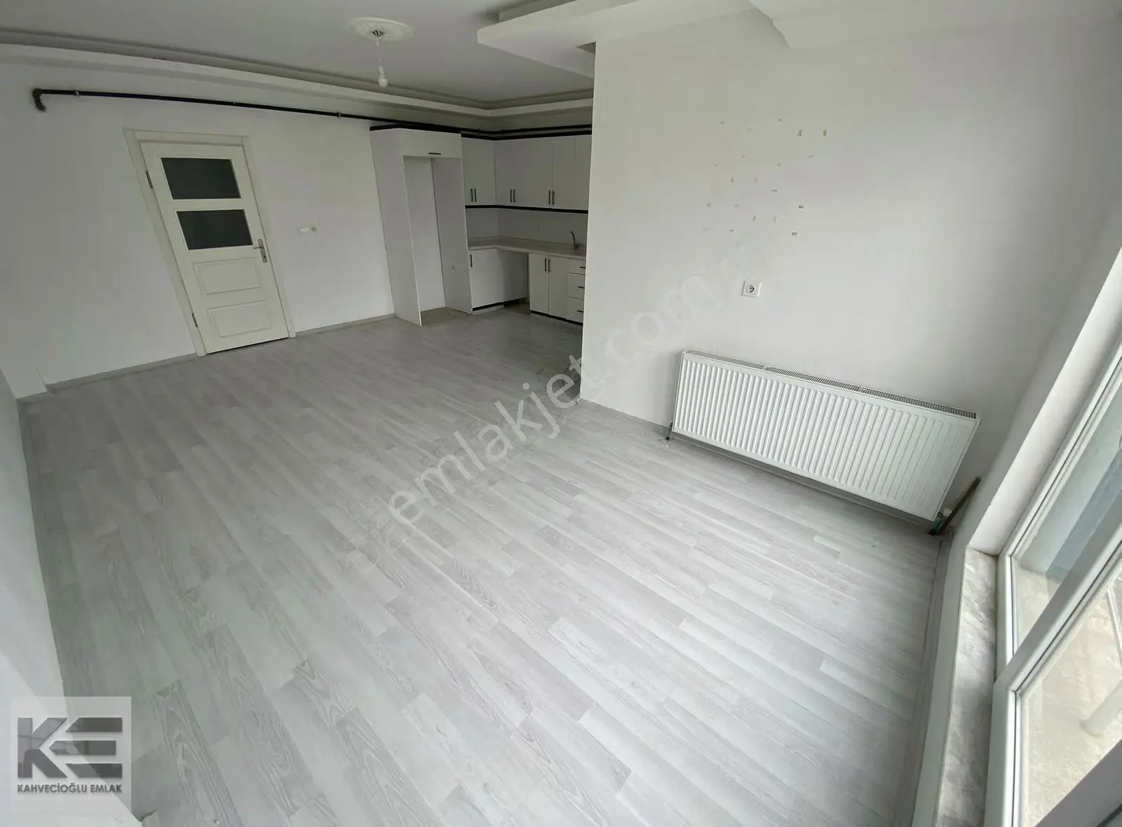 Kahvecioğlu Emlak'tan Mevlana Mah.kiralık 3+1 Daire - Görsel 3