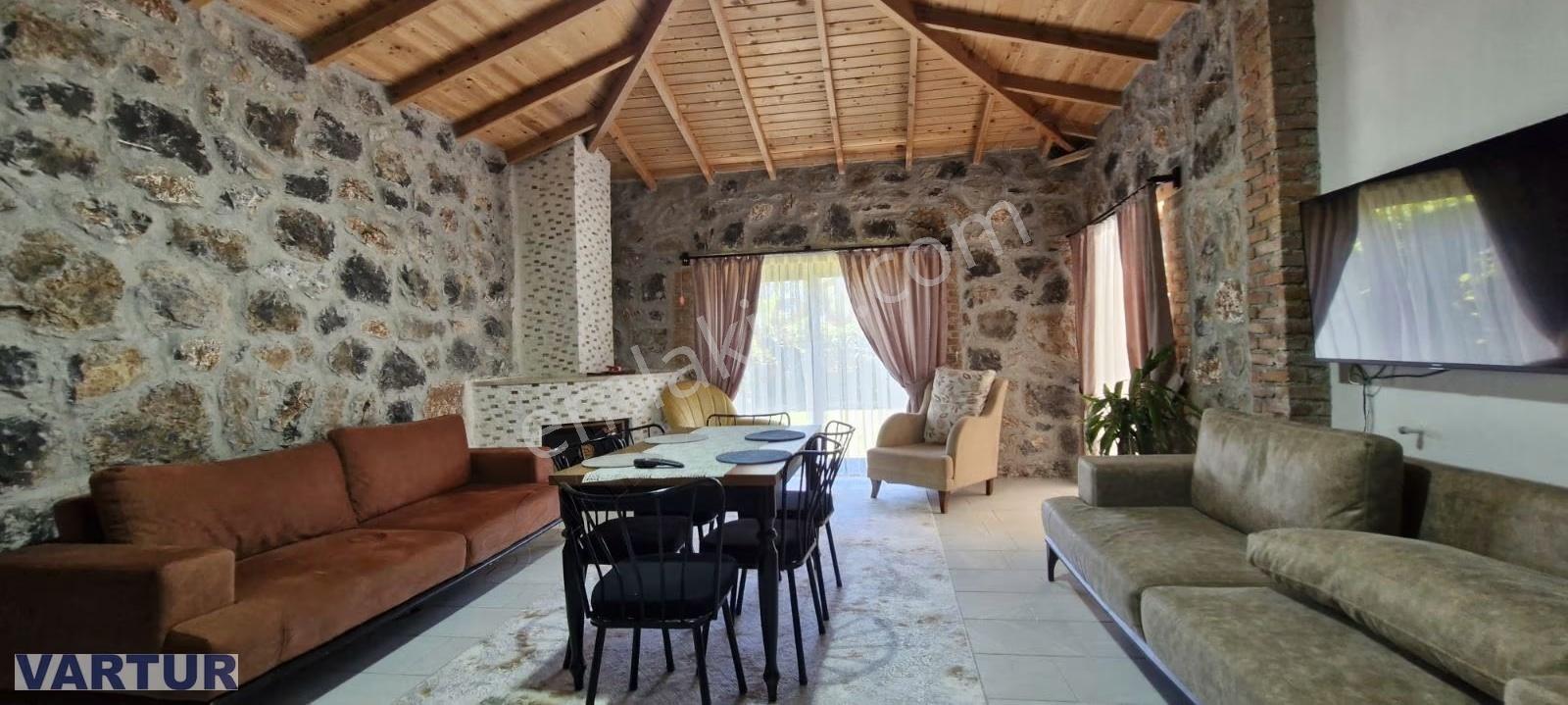 Yanıklar Karaot Mevkisinde Uzum Dönem Kiralık Müstakil Villa - Görsel 15