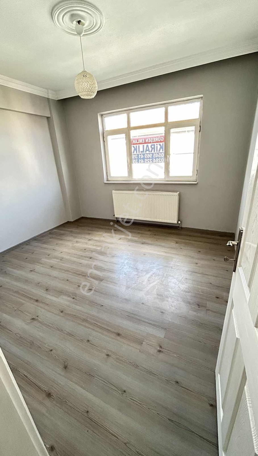 Güreşen Emlak'tan Uzunkaldırım Caddesi'nde 3+1 Kiralık Daire - Görsel 21