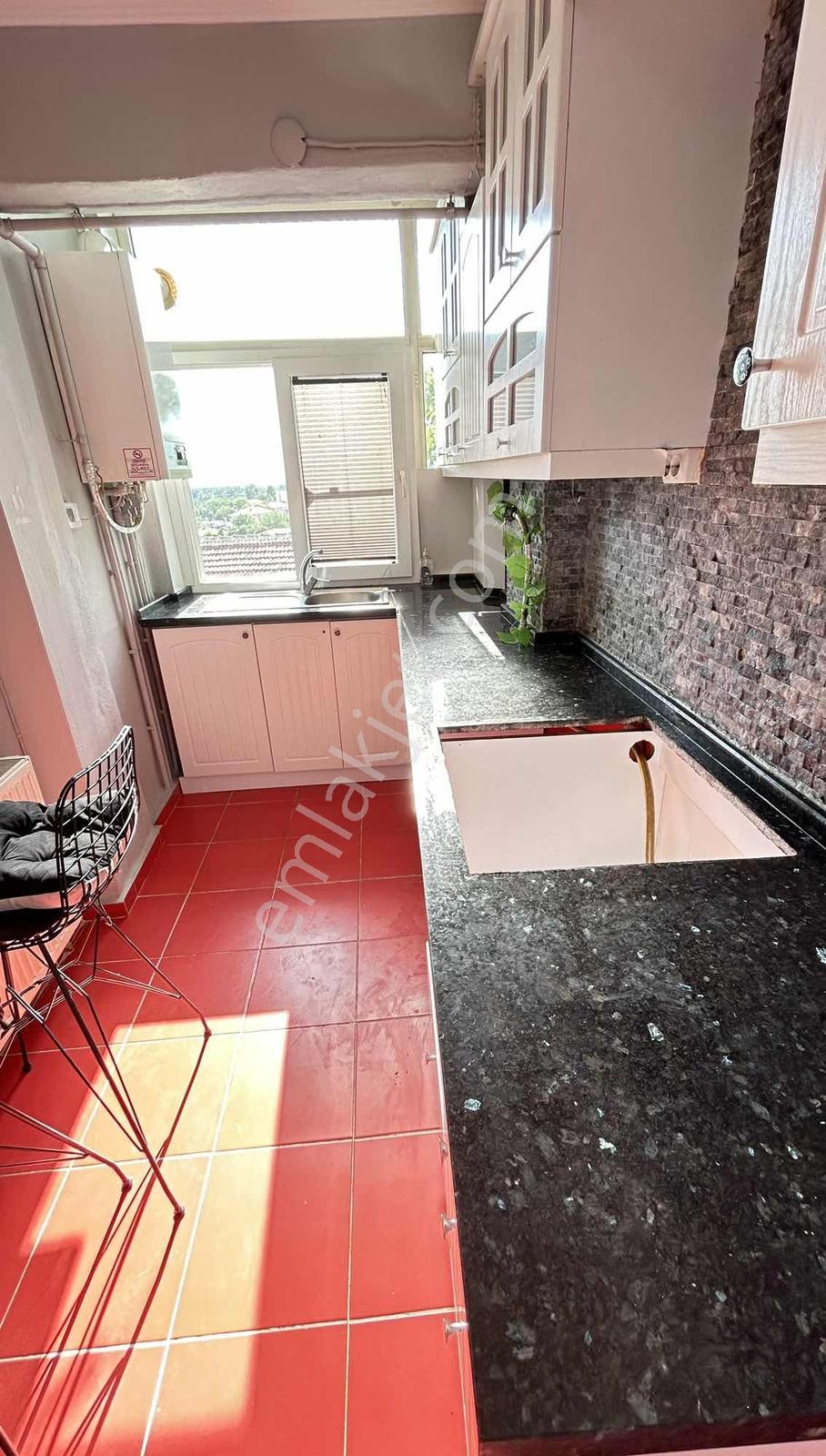 Güreşen Emlak'tan Uzunkaldırım Caddesi'nde 3+1 Kiralık Daire - Görsel 25