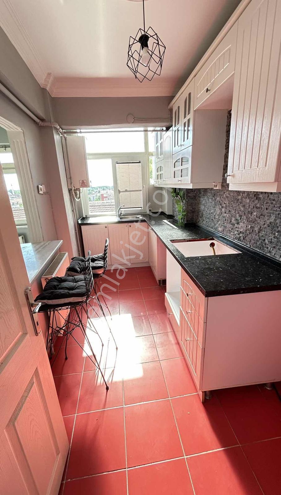 Güreşen Emlak'tan Uzunkaldırım Caddesi'nde 3+1 Kiralık Daire - Görsel 29