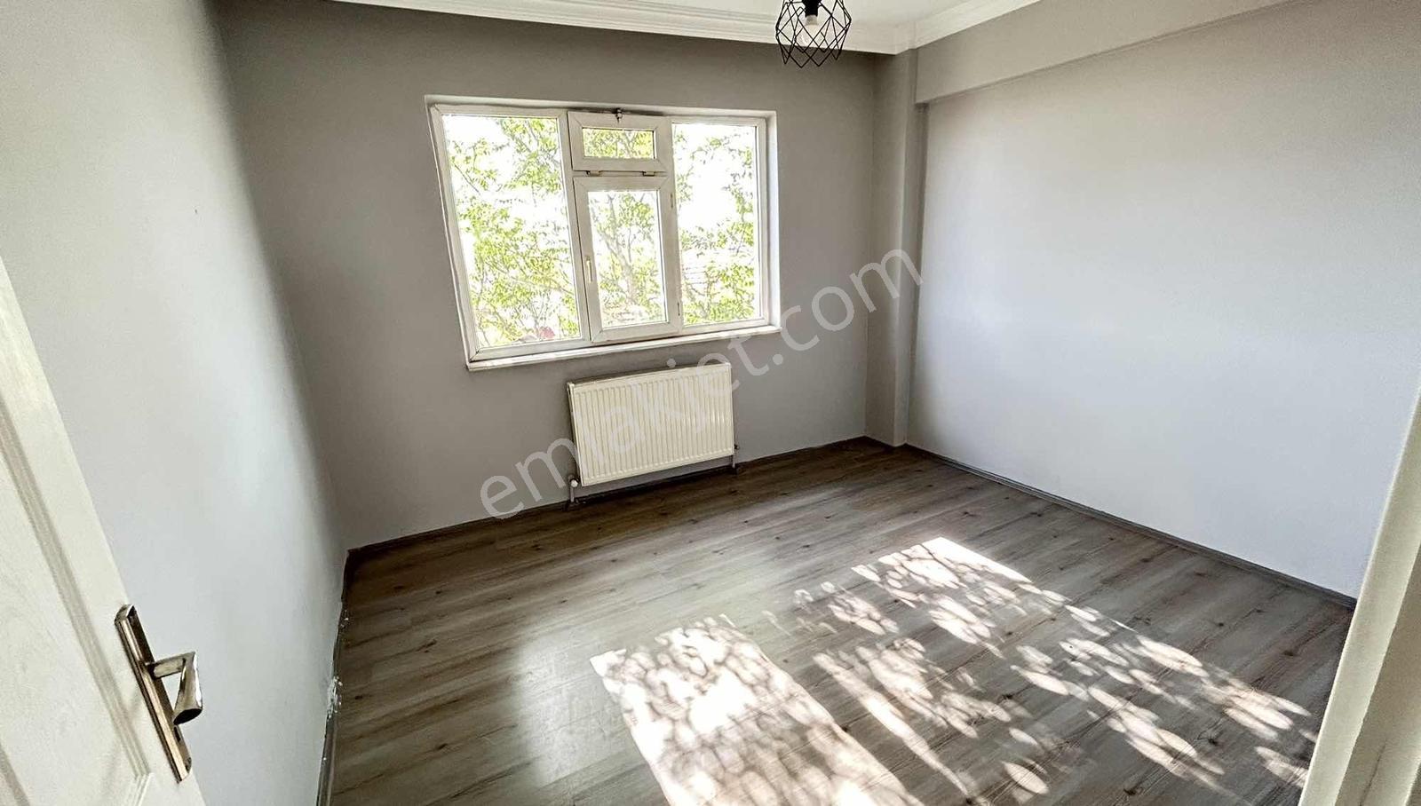 Güreşen Emlak'tan Uzunkaldırım Caddesi'nde 3+1 Kiralık Daire - Görsel 22