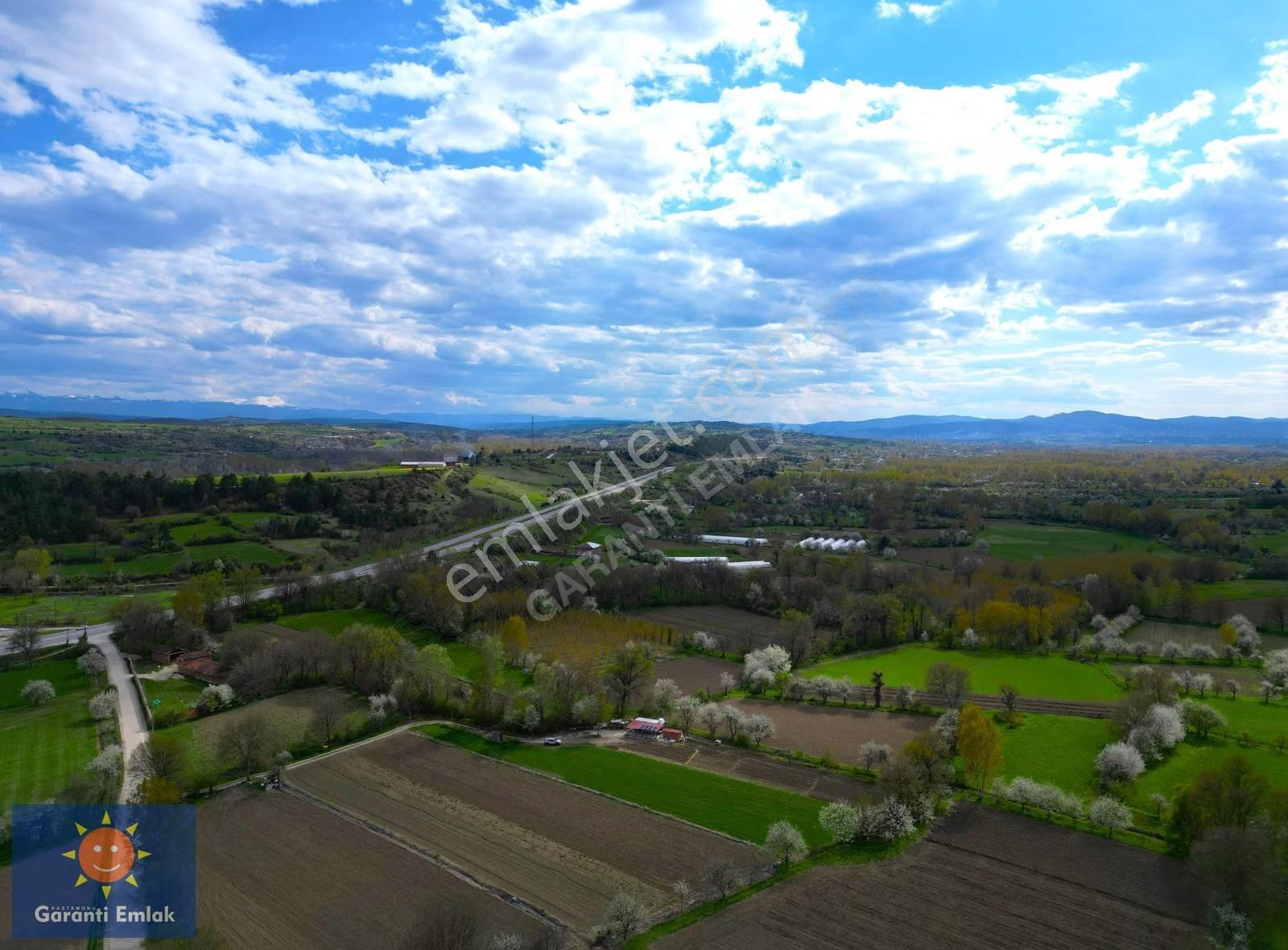 Garanti Emlak'tan, Taşköprü Yolu, Merkeze 10 Km, 3.420 M² Bahçe. - Görsel 18