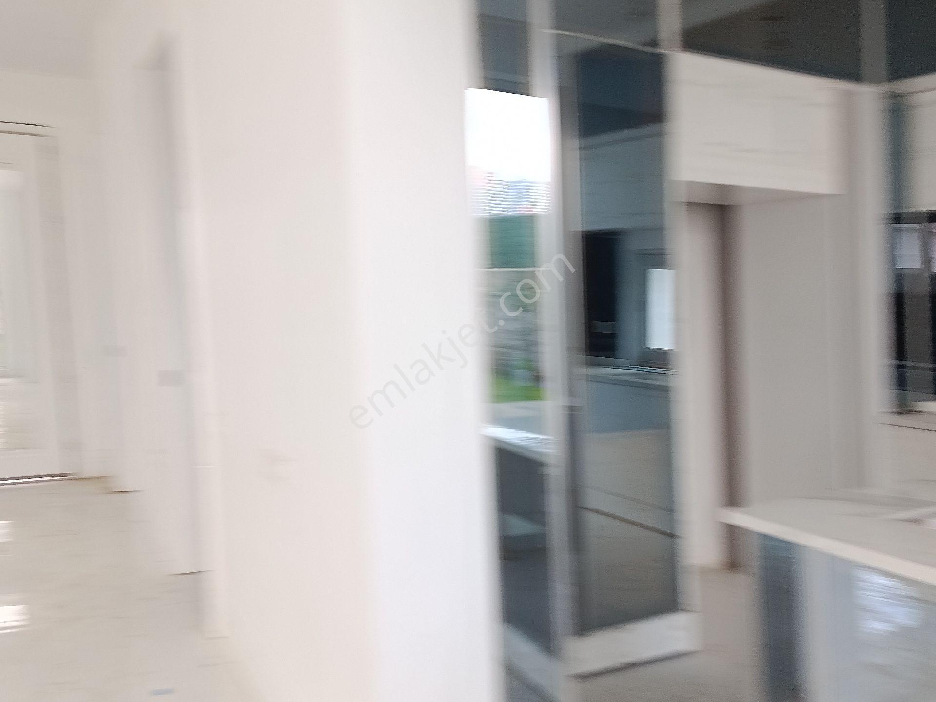 Baglıcada Yep Yeni Konsept Tek Ren Beyaz Köşk Sizi - Görsel 30