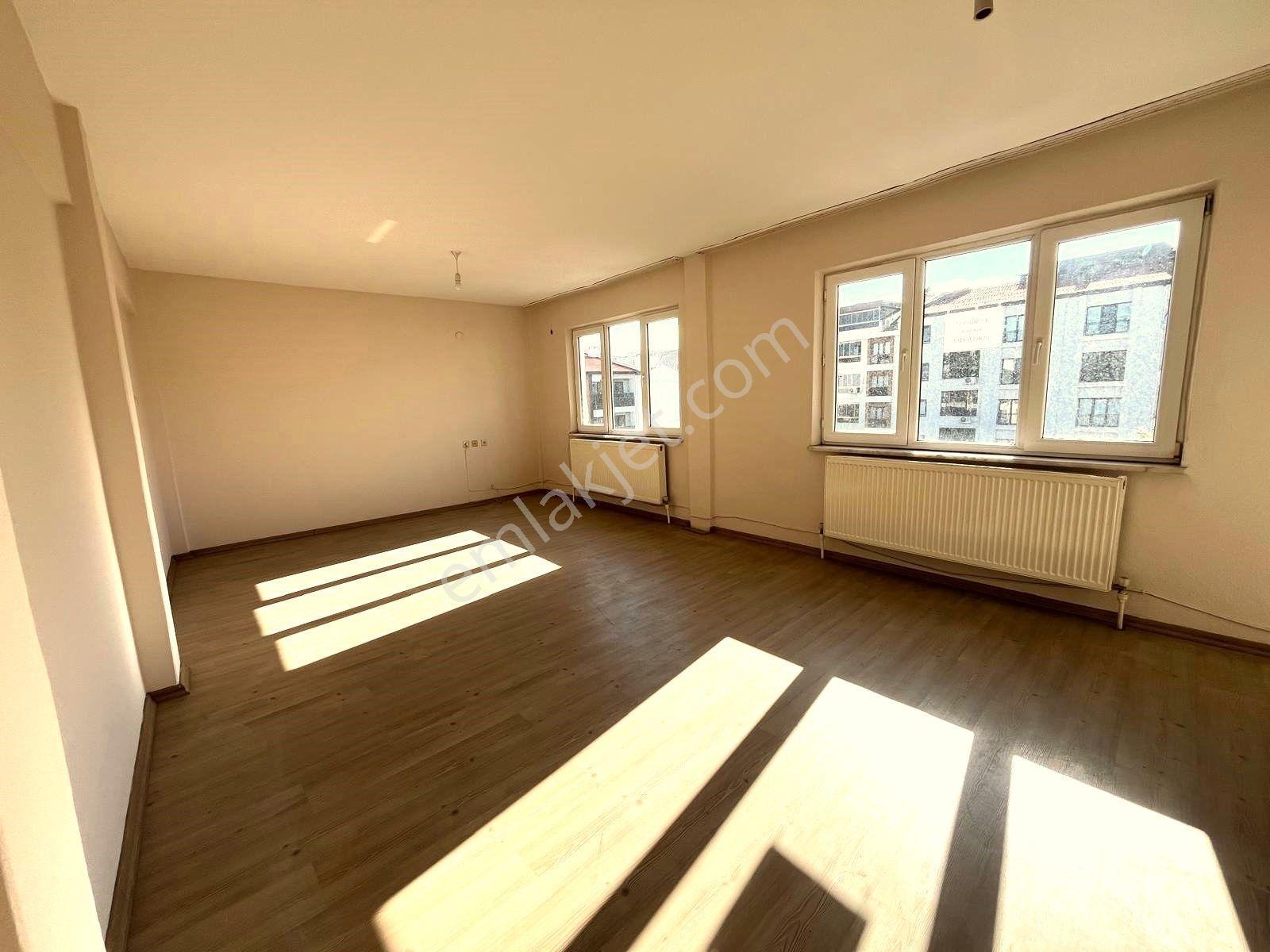 C21 Bal'dan Kayabey Mah.'de Merkezi Konumda Kiralık 3+1 Daire - Görsel 14
