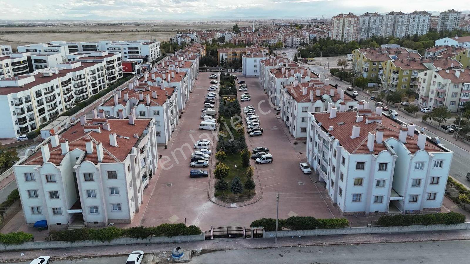 Net Emlaktan Palmiye Sitesinde 3+1 Bakımlı Satılık Daire - Görsel 16