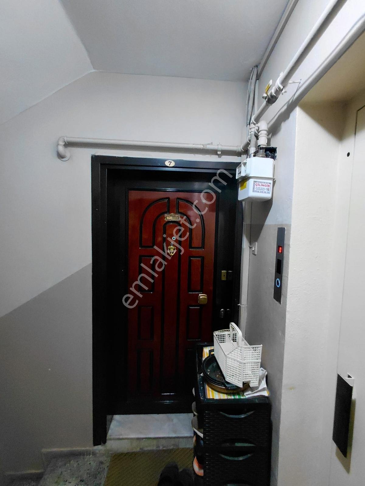 Reis Mahallesinde 3+1 Arakat Doğalgazlı Daire - Görsel 12