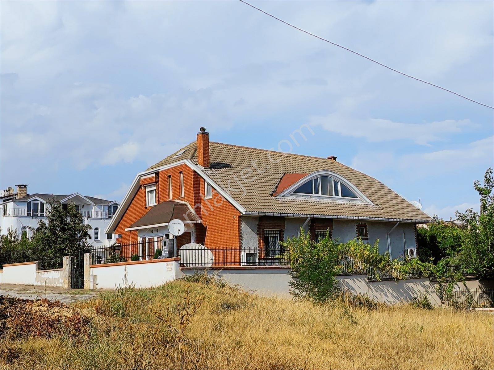 Silivri Klassis Bölgesinde Özel Yapım Satılık Villa-malikane - Görsel 7