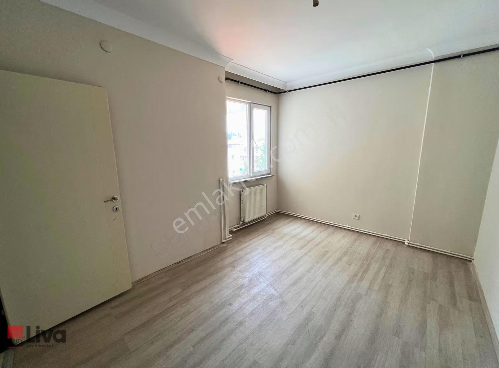 Cengiz Topel Caddesi Üzeri Kiralık Tadilatlı 3+1 Daire - Görsel 3