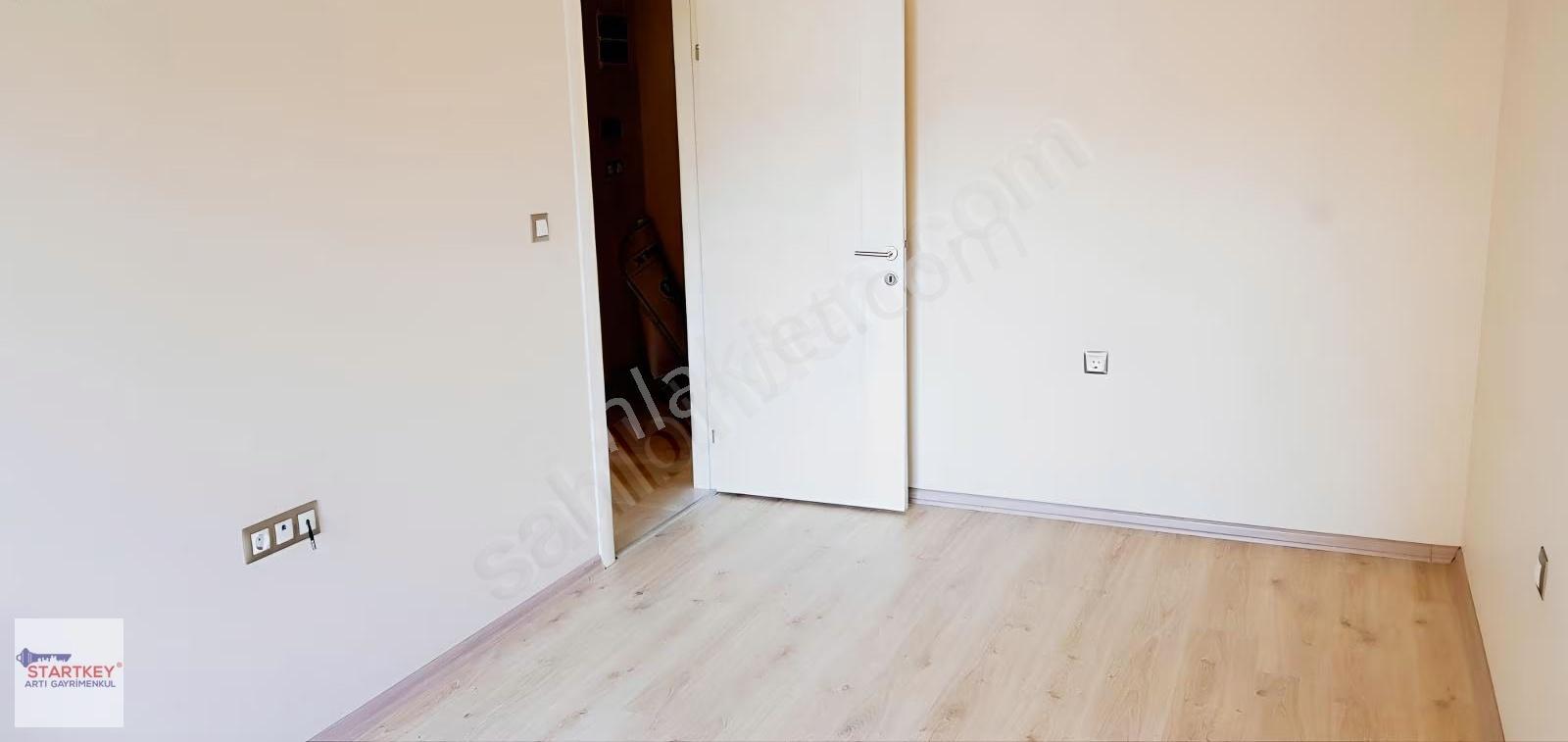 Demirköprü, Alt Geçit Cepheli, Kapalı Mutfaklı Satılık 2+1 Daire - Görsel 23