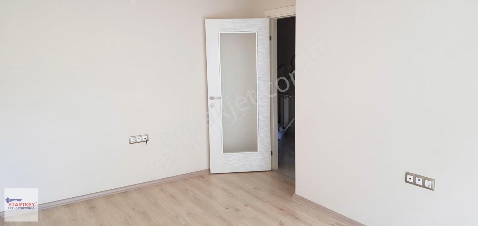 Demirköprü, Alt Geçit Cepheli, Kapalı Mutfaklı Satılık 2+1 Daire - Görsel 13