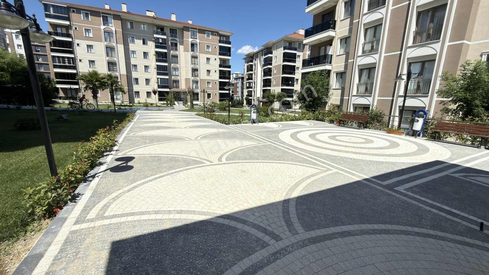 Silivri Hayat Bir Evleri Kiralık Giriş Kat 3+1 Daire - Görsel 6